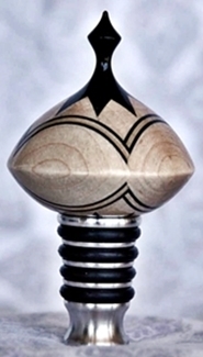 laminated wood design on stainless steel bottle stopper
