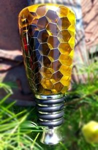 honey comb bottle stopper