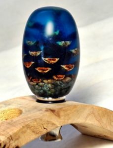 pine cone in resin bottle stopper