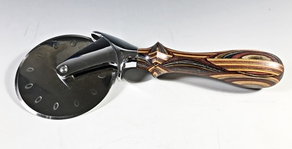 pizza cutter with custom handle